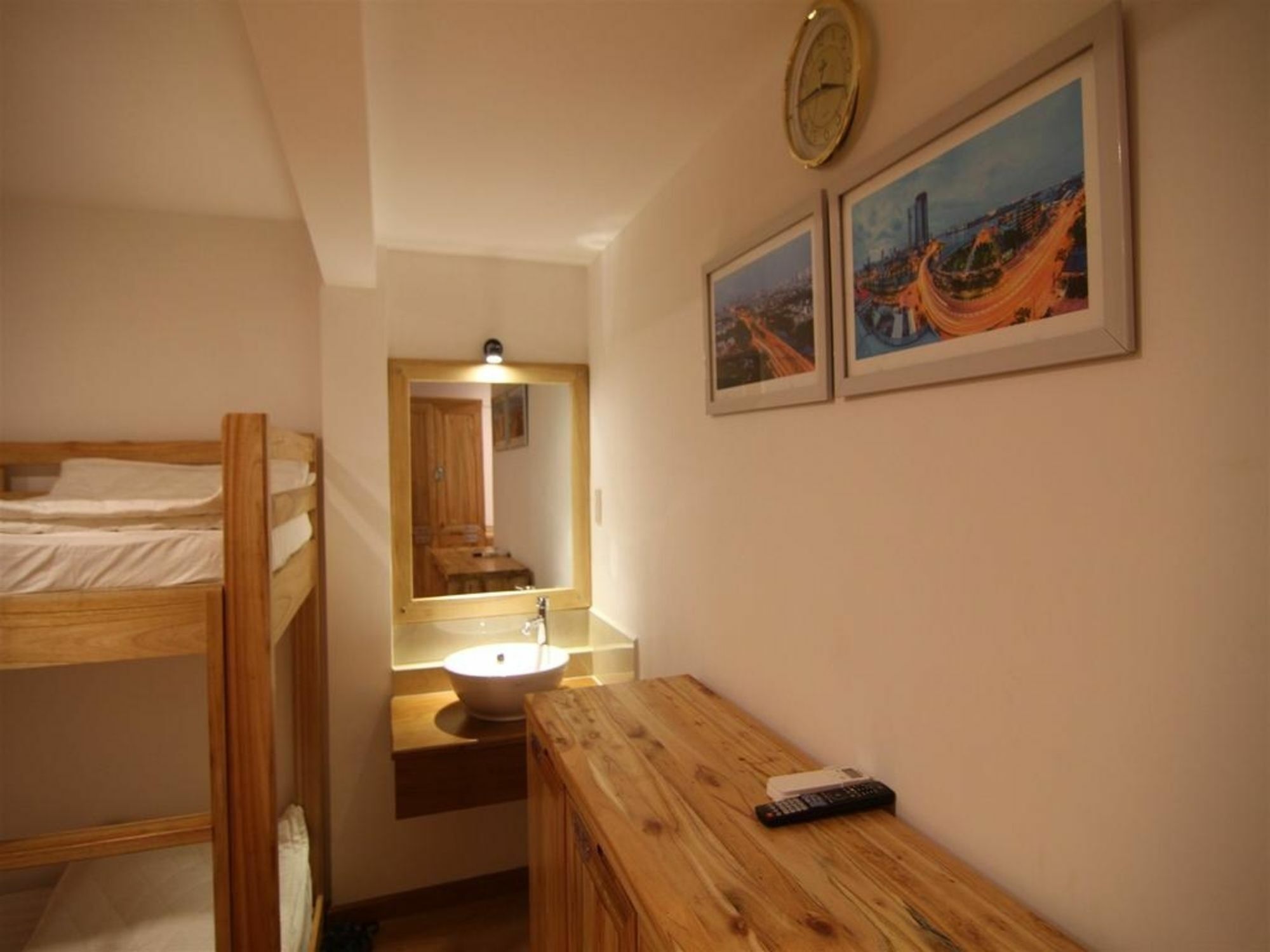 New Saigon Hostel 2 Ho Chi Minh City Bagian luar foto