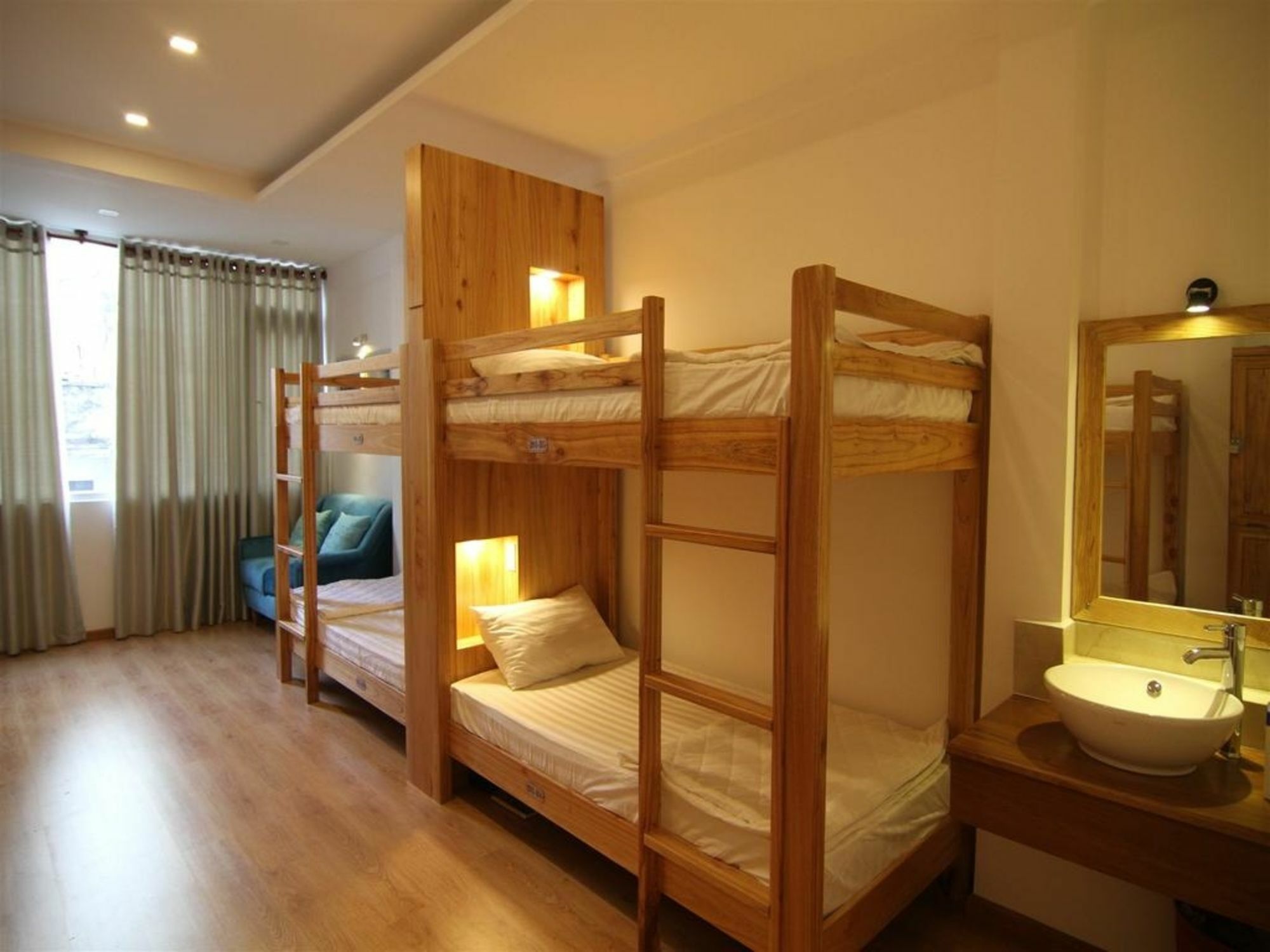 New Saigon Hostel 2 Ho Chi Minh City Bagian luar foto